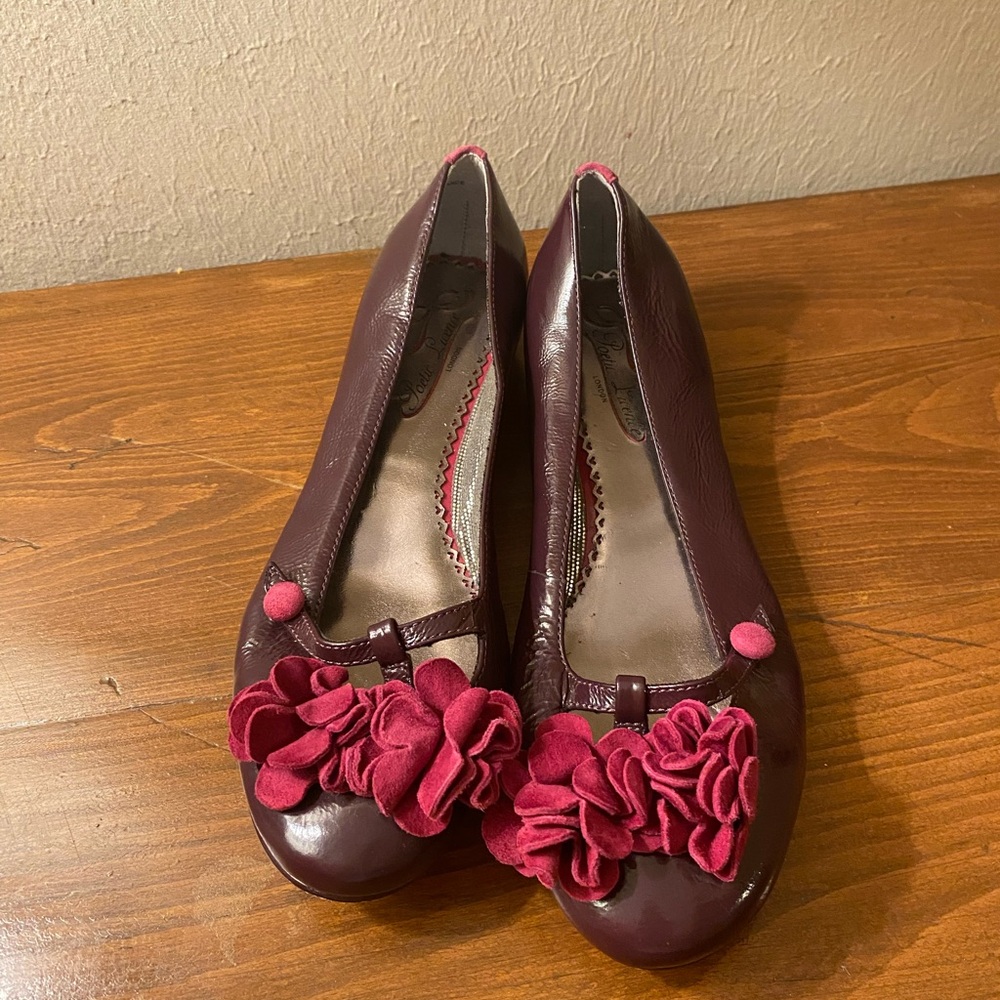 Women’s Poetic License Ballet Flat Patton Leather W Floral Accents Y2K 7.5